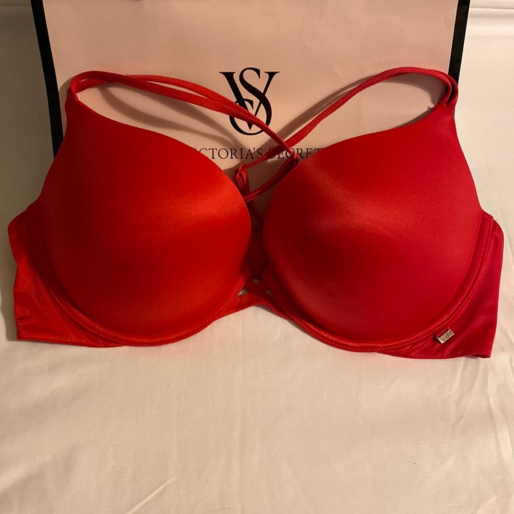Victoria’s Secret Very Sexy Push-Up Bra